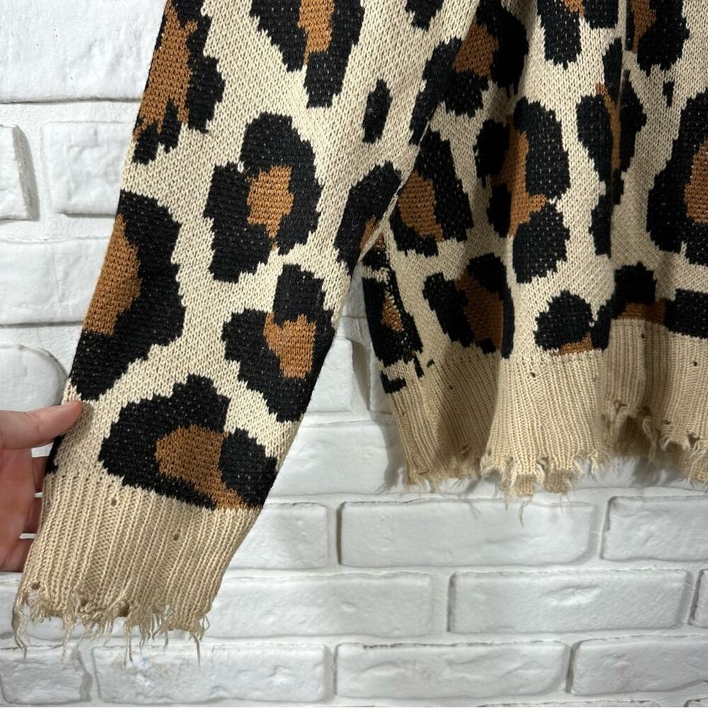 Hayden Los Angeles Distressed Leopard Print Crewneck Sweater Size Small - Picture 7 of 9